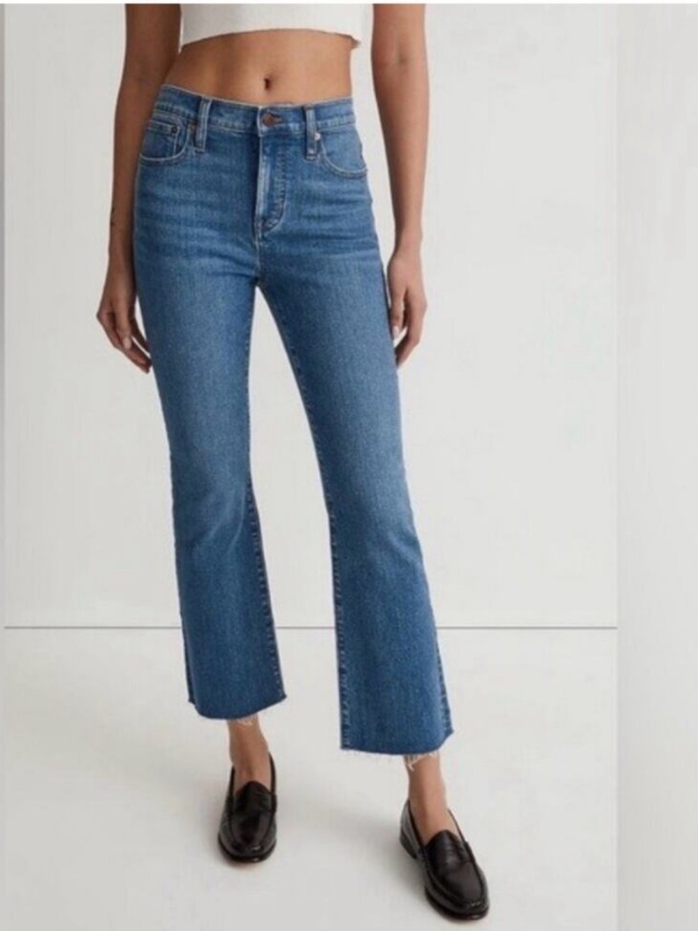 Madewell Mid-Rise Kick Out Jeans Crop Jeans Cherryville Wash, Raw Hem Size 26